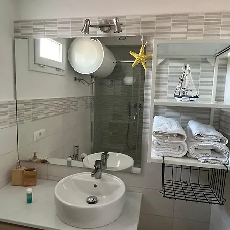 - Attico Sea View 카스텔사르도